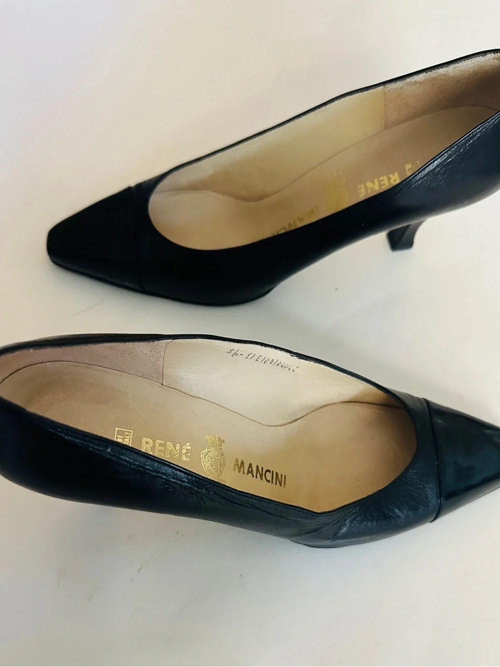 Rene Mancini Paris Black Leather Heels Slip On Pointed Toe  Size 37 EU 6.5 US